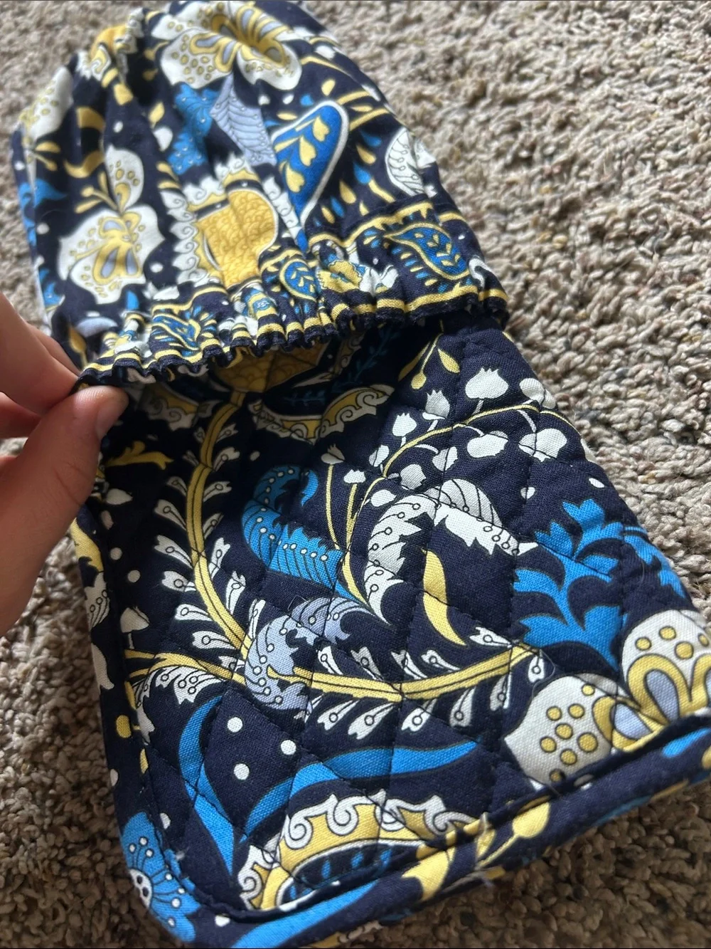 Vera Bradley perfect transporting